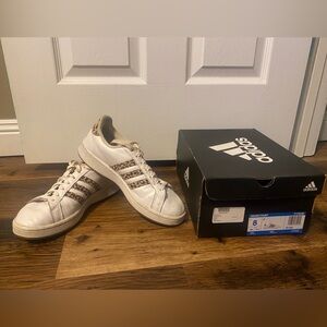 Women’s Adidas Grand Court Leopard Stripes Size 8